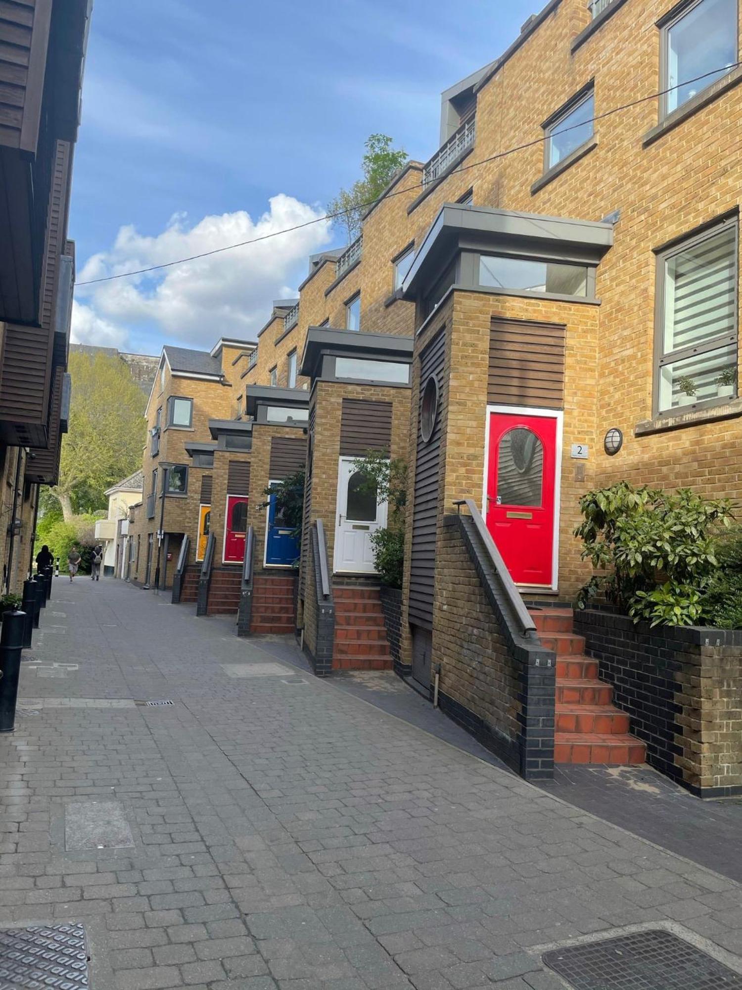 Greenwich Apartment With A River View & Balcony Near The 02 Arena & North Greenwich With Free Wifi & Fast Links Into Central Лондон Екстериор снимка